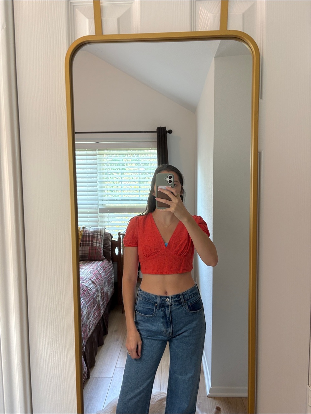 Le Lis Red Cropped V-Neck Puff Sleeve Top